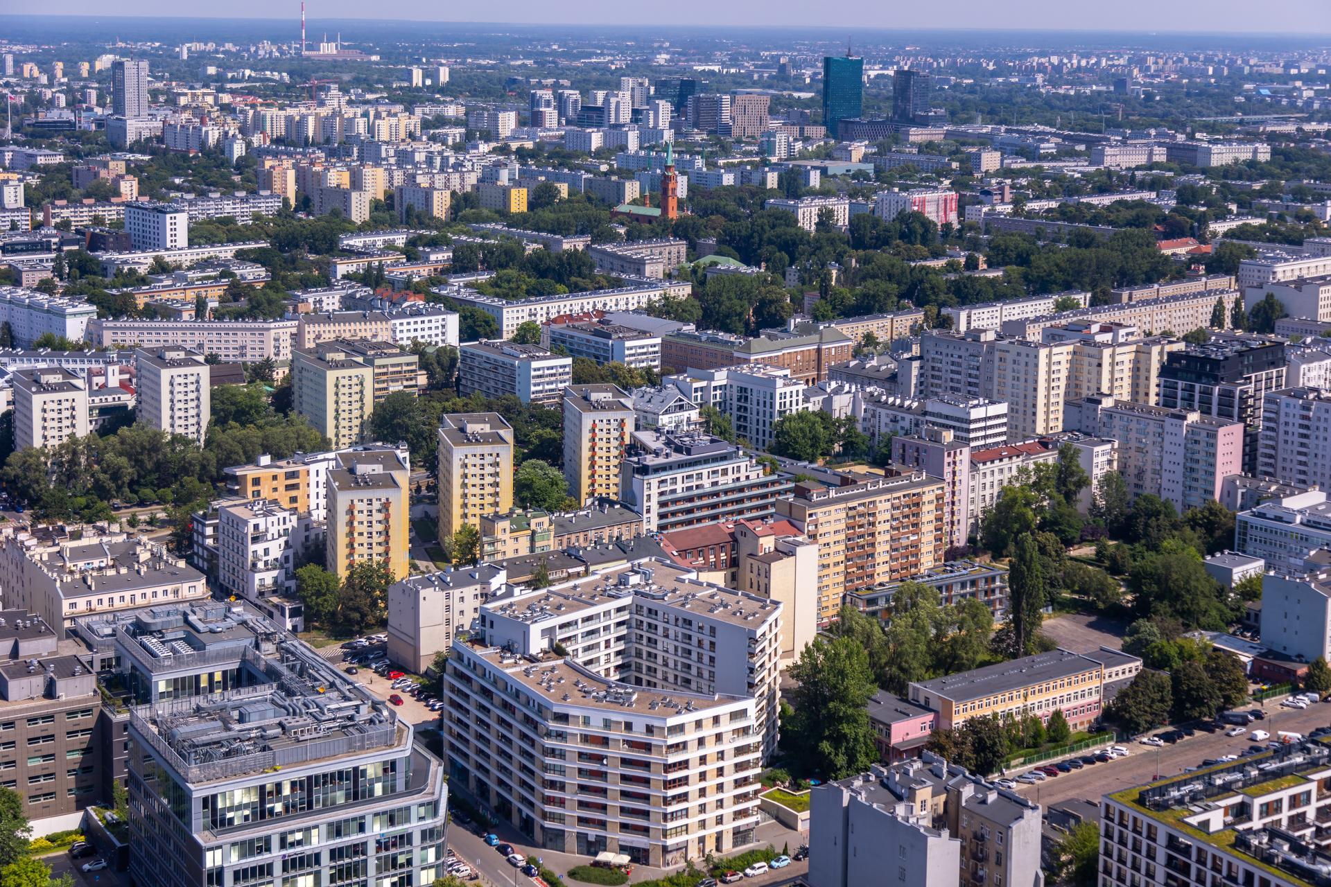 Panorama Warszawy, widok z The Bridge, czerwiec 2024