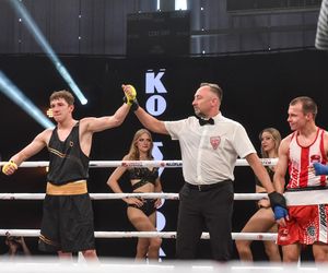 Andrzej Gołota przyjechał do Torunia. Obserwował mecz bokserski Pomorzanina