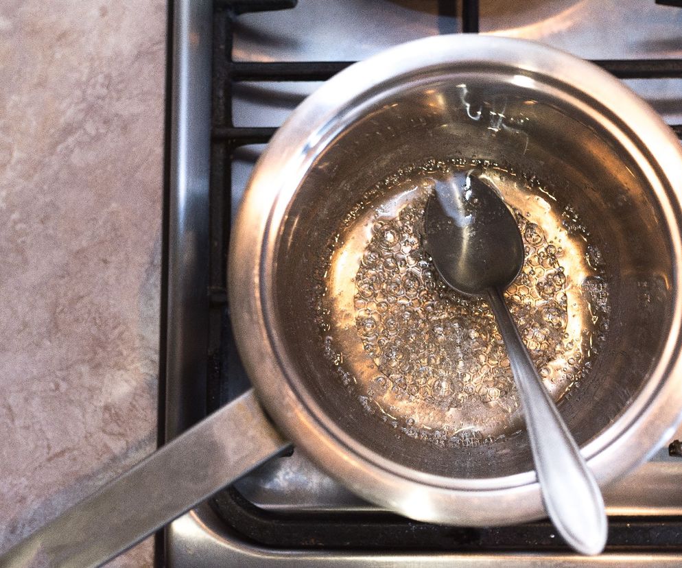 Syrop cukrowy – jak zrobić i do czego używać?