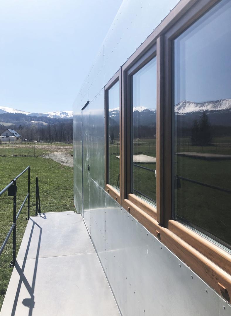 Good Spot: mobilny hotel na czas pandemii projektu Polaków