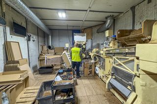 Nielegalna fabryka papierosów zlikwidowana! Milion papierosów w kartonach po pizzy