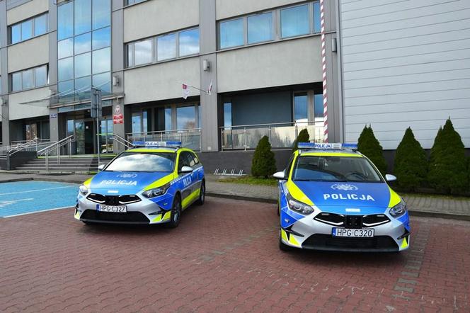 Kolejne nowe samochody dla nowosądeckiej policji. Tym razem  dwa!
