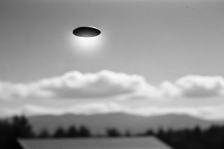Pierwsze polskie UFO. Co naprawdę uchwycono nad Muszyną?