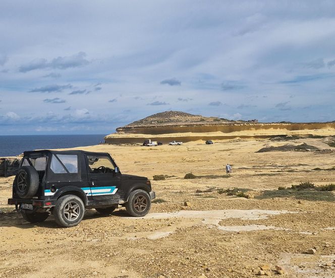 Krajobraz północnego wybrzeża wyspy Gozo