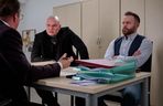 Na Wspólnej odc. 3972. Kuba (Przemysław Cypryański), bandzior Kisiela (Michał Waleszczyński-Lis)