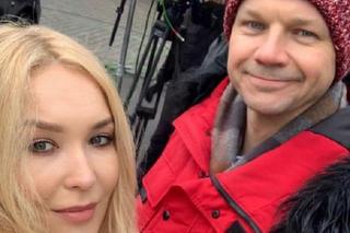 	Barwy szczęścia na planie. Karolina (Marta Dąbrowska), Bruno (Lesław Żurek)