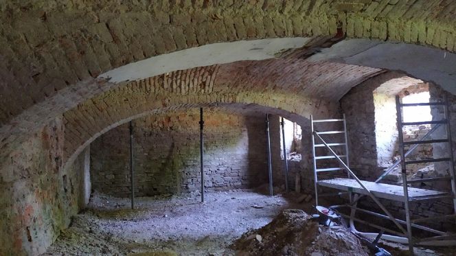 Spichlerz Dworski w Górkach Wielkich - Centrum Edukacyjno-Kulturalne „U Kossaków”
