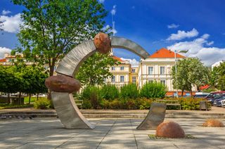 Najbrzydsze miasta woj. pomorskiego. Ranking autorstwa AI