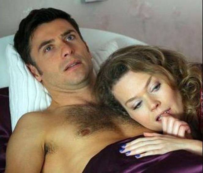 M jak miłość. Marek Mostowiak (Kacper Kuszewski), Anka Gruszyńska (Tamara Arciuch)
