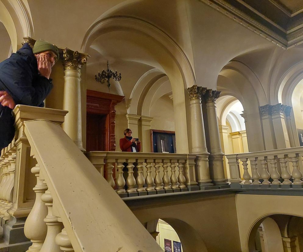  Pracownicy kolei wrócili do pracy po kilkudziesięciu latach. Wpadli w odwiedziny, zobaczyć zabytkowy gmach. Myślałam, że jestem w Procesie Kafki i ktoś mnie oskarży! 