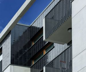 Materiały elewacyjne imitujące cegłę – przegląd produktów i technologii