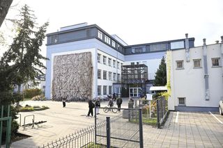 Porywacze dzieci grasują w Warszawie?! „Próbowali nakłonić 9-latka, żeby wsiadł do auta”. Rodzice przerażeni