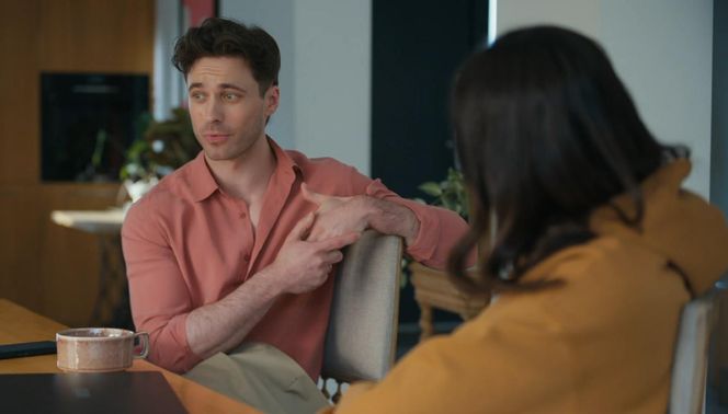 Barwy szczęścia odc. 3249. Natalia (Maria Dejmek), Cezary Rawicz (Marcel Opaliński)