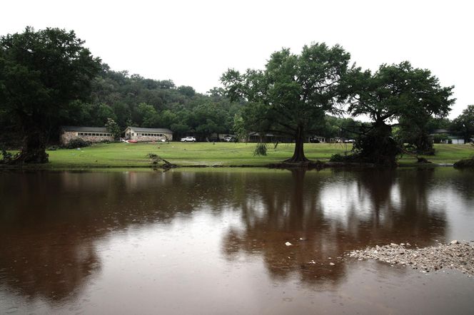 Oto ofiary potopu na obozie religijnym! Nadal wielu zaginionych