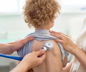 Plamica alergiczna (alergiczne zapalenie naczyń) - przyczyny, objawy i leczenie