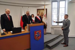 Nowy radny miasta Siedlce złożył uroczyste ślubowanie podczas sesji