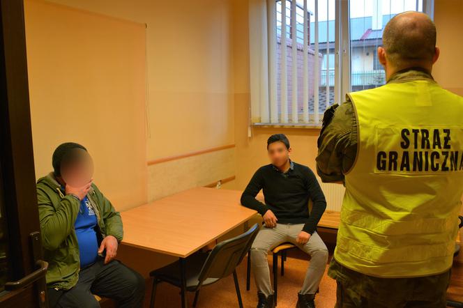 Uciekli z Centrum dla Azylantów na Łotwie. Zatrzymano ich w Grajewie