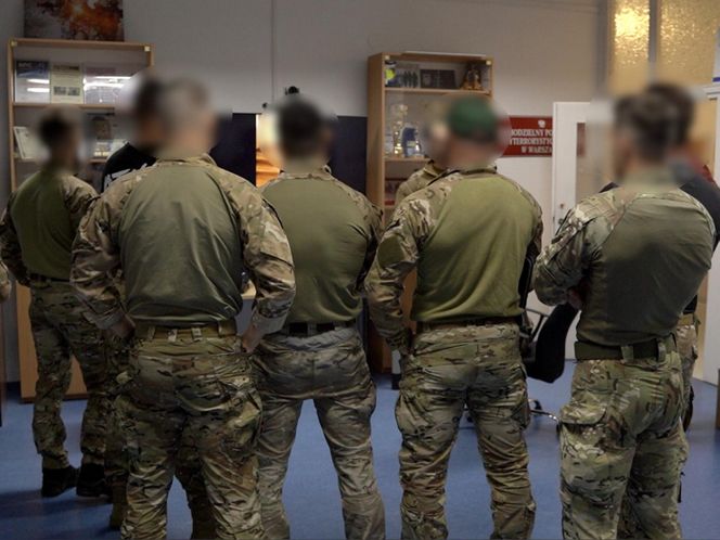 Okradali luksusowe wille pod Warszawą. Zatrzymali czterech mężćzyzn