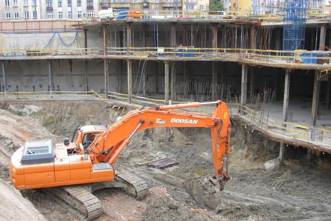 Rekordowej głebokości ściana szczelinowa wieżowca Plac Unii w Warszawie