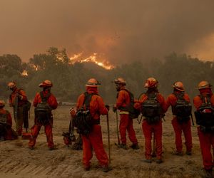 Pożary pustoszą Wschodnie Wybrzeże i Kalifornię. Jedna ofiara