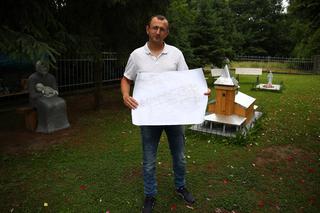 Proboszcz chce usunąć papieża