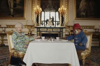 Jubileusz Elżbiety II. Królowa pije herbatę z misiem Paddingtonem. Poddani zachwyceni
