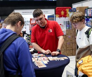 Targi Książki w Katowicach to okazja do zdobycia autografów pisarzy