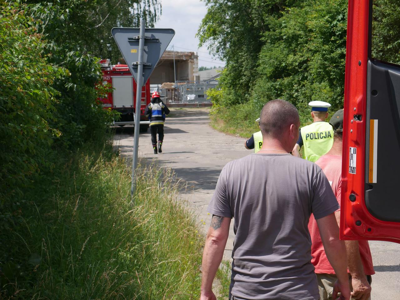 Niebezpiecznie na łomżyńskiej bawełnie - koparka uszkodziła gazociąg! [ZDJĘCIA]