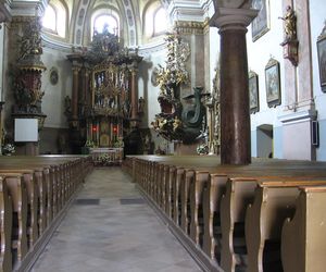 Ambona wieloryb w kościele w Dusznikach Zdroju
