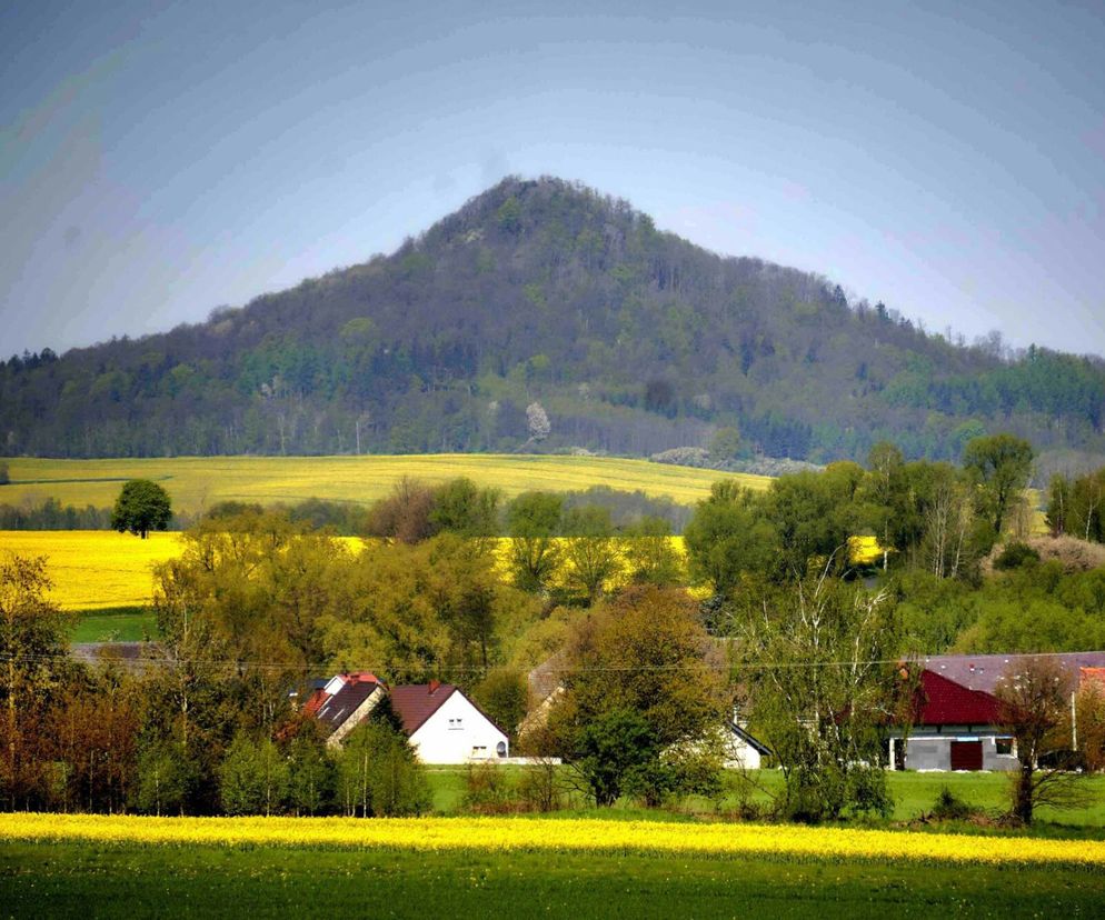 Ostrzyca, Wulkany w Polsce