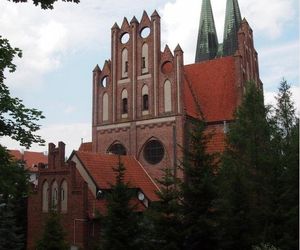 To jeden z najpiękniejszych kościołów w Olsztynie. Wybudowano go dla armii Cesarstwa Niemieckiego