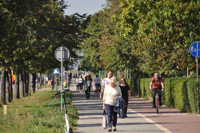 Złota polska jesień w Kielcach. Pogoda dopisuje spacerującym