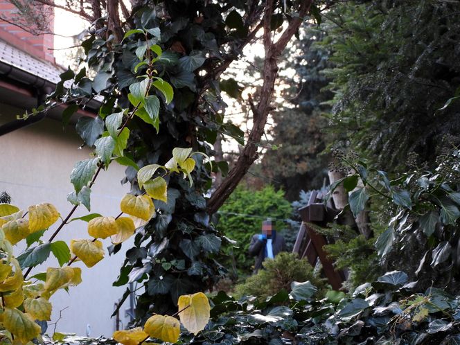 Śmiertelny atak pod Radomiem. Ojciec zginął, matka walczy o życie. Policja podejrzewa syna!