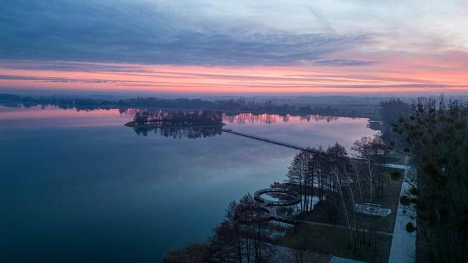 Fenomenalny pomost na Jeziorze Słupeckim