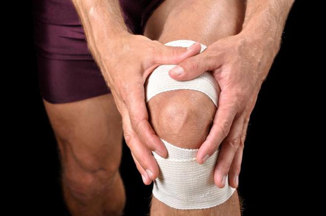 Ból kolan po bieganiu. Jakie mogą być przyczyny bólu kolan po bieganiu? Sposoby na ból kolan po bieganiu