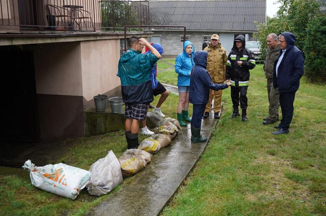 Podtopienia w powiatach jędrzejowskim i włoszczowskim
