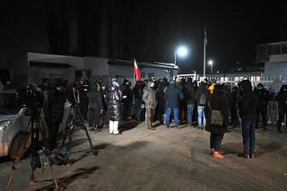 Kamiński i Wąsik w areszcie. Wielki protest w Warszawie