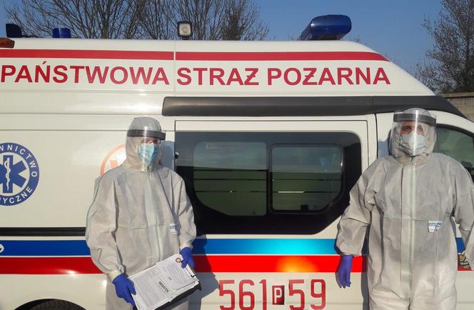 Tak służby przyjeżdżają po próbki