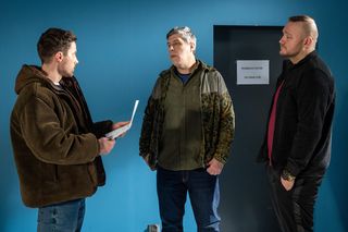 Na sygnale, odc. 727. Alek (Adam Turczyk) i jego wspólnicy - Lech (Patryk Zając), Sławek (Grzegorz Ciagardlak)