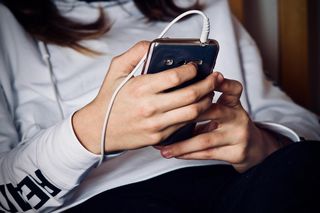 Nagie zdjęcia uczennicy wygenerowane przez AI. Jest zawiadomienie do policji