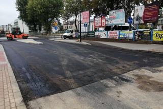 Kończą się prace przy budowie ronda na skrzyżowaniu ulic Wojskowej i Cmentarnej w Siedlcach 