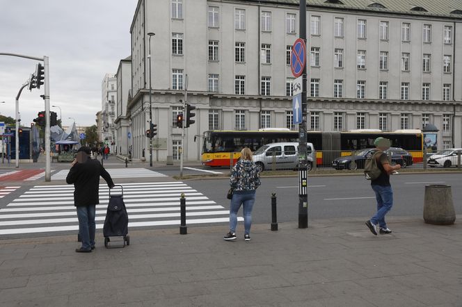 W Warszawie zawyły syreny. Tak zareagowali mieszkańcy stolicy