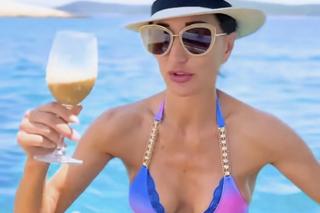 Justyna Steczkowska chwali się kaloryferem