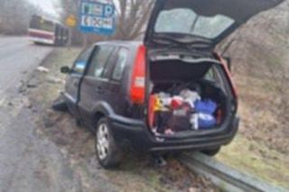 Wypadek z udziałem autobusu miejskiego w Bydgoszczy. Są poszkodowani i utrudnienia