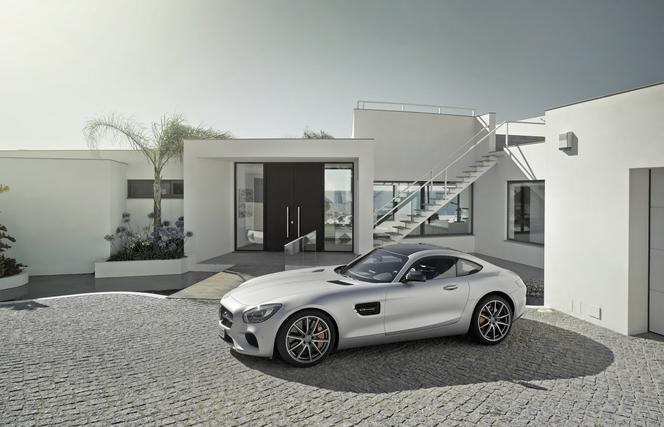 2015 Mercedes-AMG GT