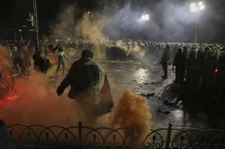 Tysiące demonstrantów na ulicach Stambułu. Sami napiszemy własną historię