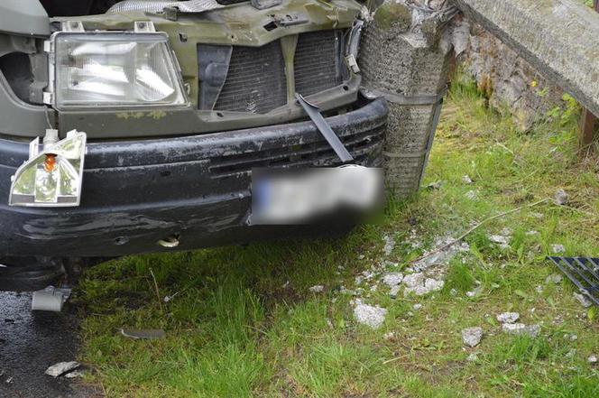 Sprawca kradzieży dwóch samochodów w Wilkowicach zatrzymany. Jeden rozbił 