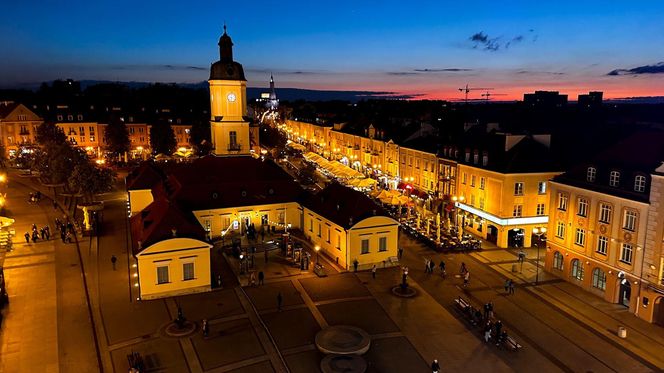 Piękne stare rynki w województwie podlaskim. TOP 5 miejsc według AI