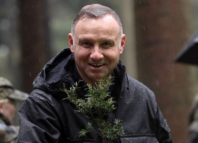 Andrzej Duda będzie kosił trawę