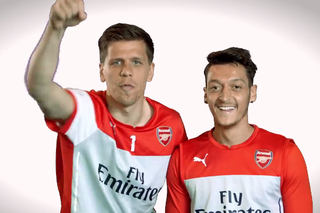 Wojciech Szczęsny, Mesut Oezil i inne gwiazdy Arsenalu w specjalnej piosence na finał! [WIDEO]